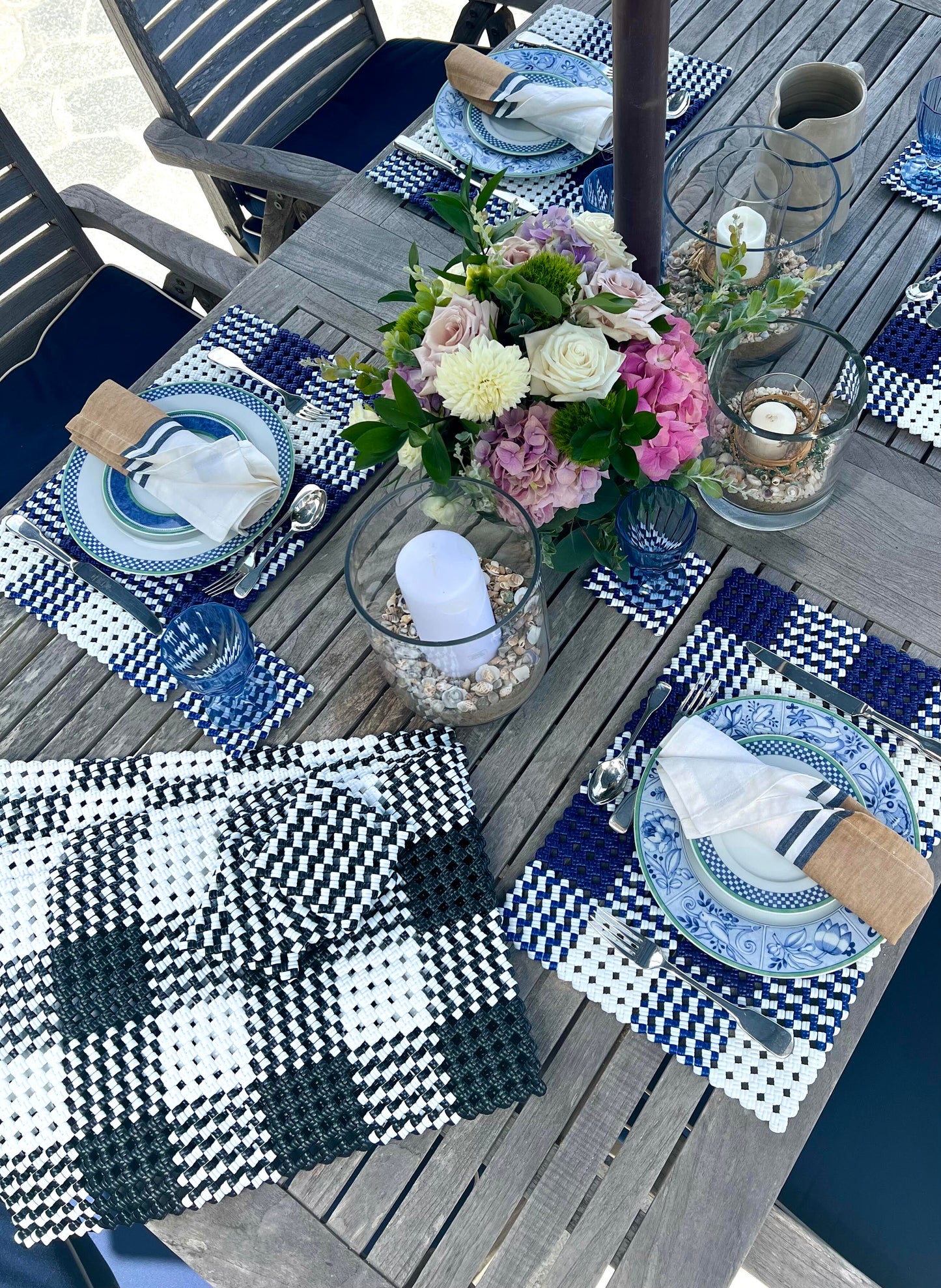 Coaster - Black & White (set of 2)