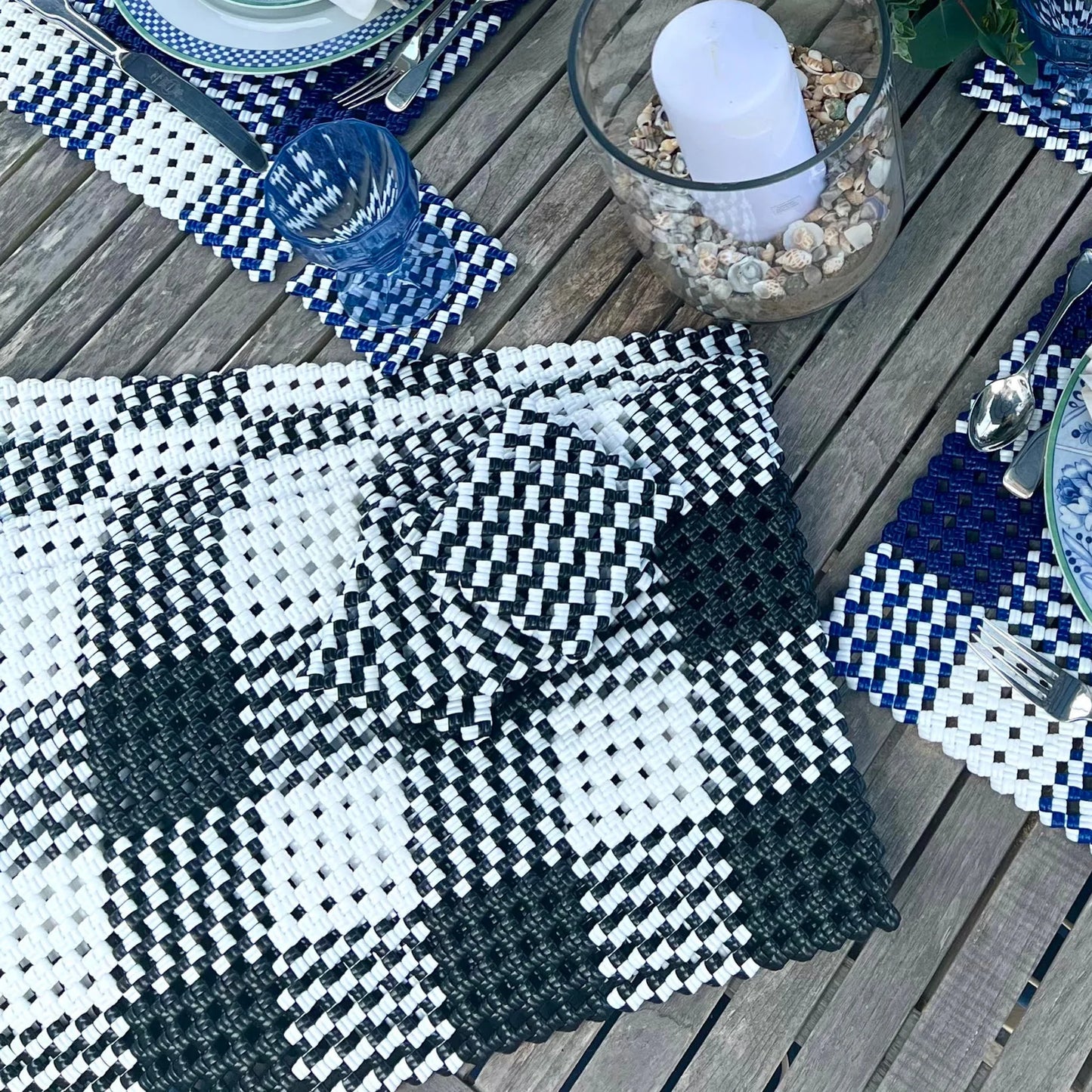 Summer Tableware Set Black & White